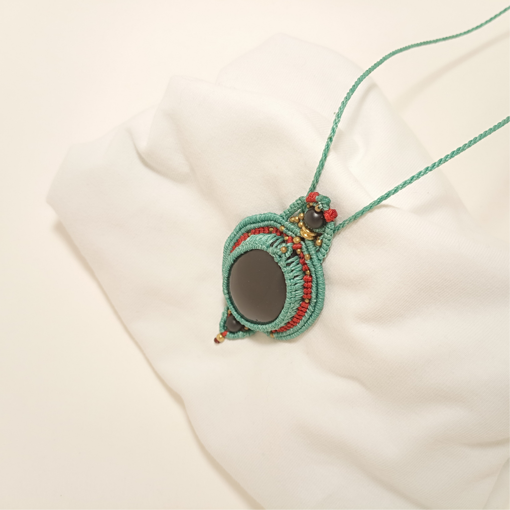 Onyx Turquoise Rouge Bordeaux haut