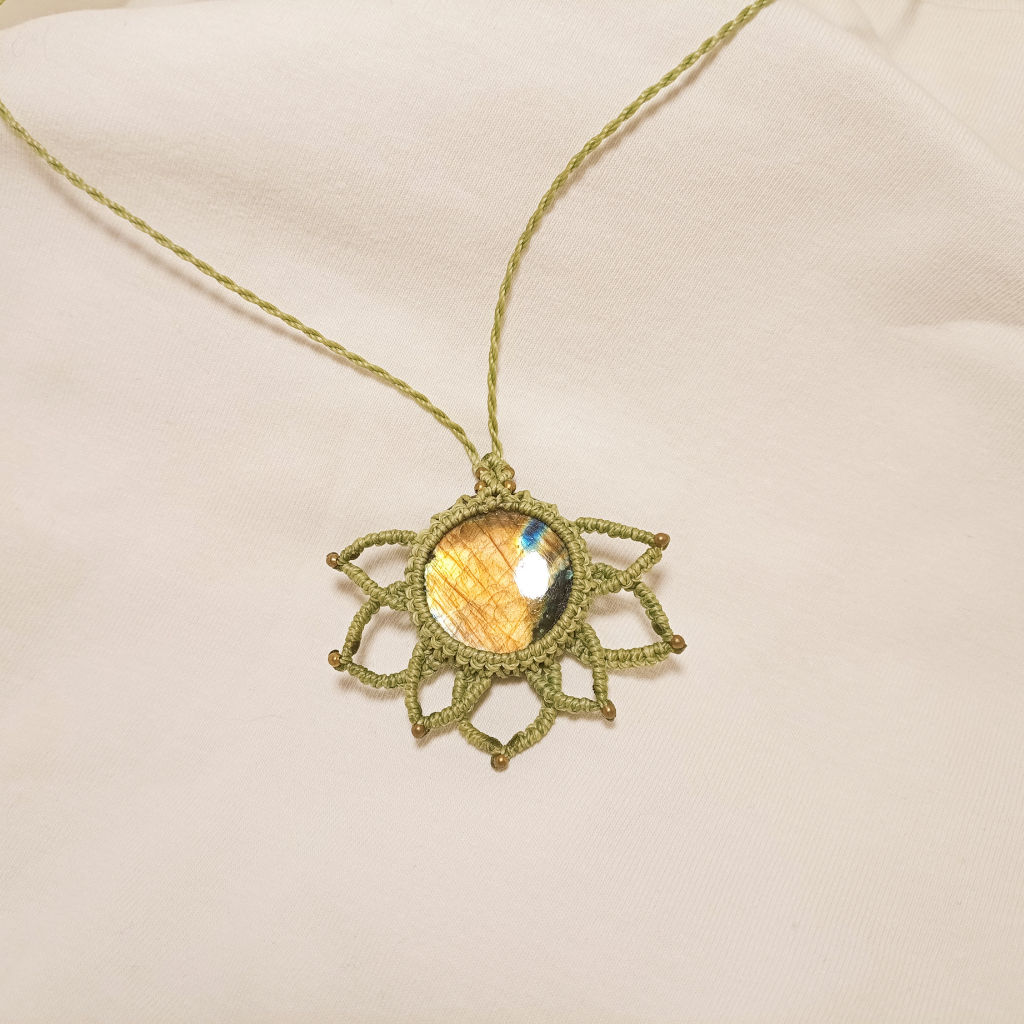 CO labradorite olive 1